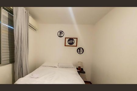 Quarto 1 de apartamento à venda com 2 quartos, 55m² em Vila Assunção, Porto Alegre