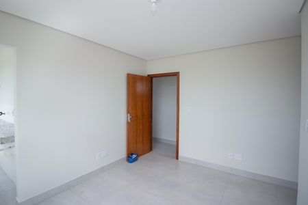 Sala de apartamento para alugar com 2 quartos, 65m² em Tijuca, Contagem