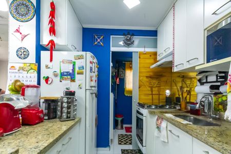 Apartamento à venda com 55m², 2 quartos e 1 vaga Apartamento à venda com 55m², 2 quartos e 1 vagaCozinha