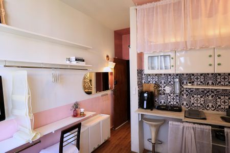 Studio para alugar com 15m², 1 quarto e sem vaga Studio para alugar com 15m², 1 quarto e sem vagaKitnet