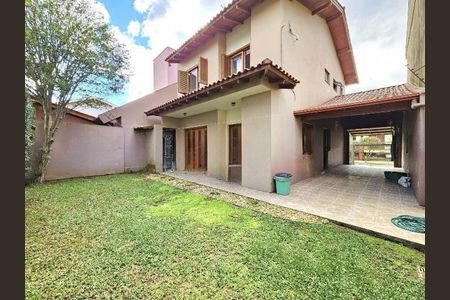 Casa à venda com 150m², 3 quartos e 2 vagasÁrea Externa 