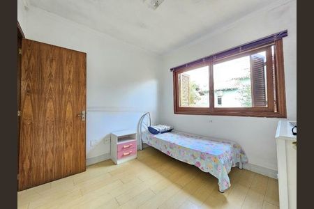 Casa à venda com 150m², 3 quartos e 2 vagasQuarto 2