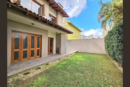 Casa à venda com 150m², 3 quartos e 2 vagasÁrea Externa 
