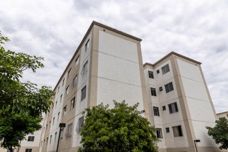 Apartamento à venda com 45m², 2 quartos e 1 vaga Apartamento à venda com 45m², 2 quartos e 1 vagaFachada do bloco