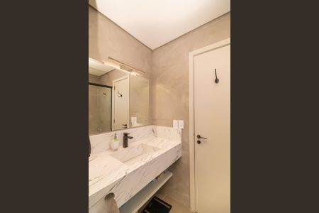 Apartamento para alugar com 182m², 2 quartos e 2 vagasBanheiro 1