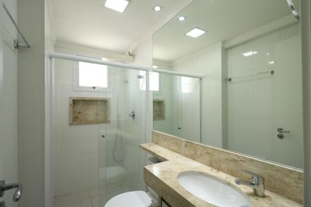 Apartamento à venda com 93m², 3 quartos e 2 vagasBanheiro