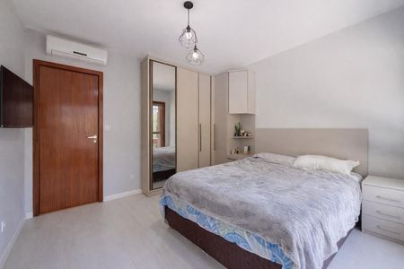 Casa à venda com 306m², 3 quartos e 3 vagasQuarto 2