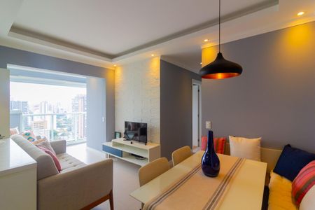Sala de apartamento para alugar com 2 quartos, 53m² em Chácara Santo Antônio (zona Sul), São Paulo