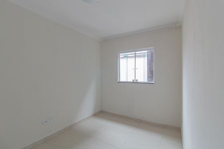 Quarto 2 de casa para alugar com 2 quartos, 60m² em Vila Nova Teresa, São Paulo