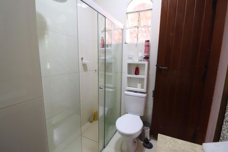 Casa para alugar com 2000m², 4 quartos e 4 vagasBanheiro do Quarto 2