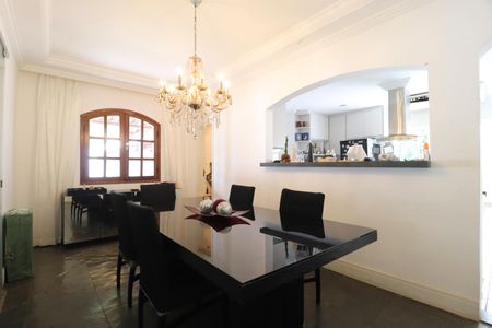 Casa para alugar com 2000m², 4 quartos e 4 vagasSala de Jantar
