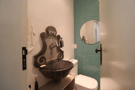 Casa para alugar com 2000m², 4 quartos e 4 vagasLavabo