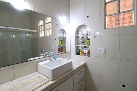 Casa para alugar com 2000m², 4 quartos e 4 vagasBanheiro do Quarto 3