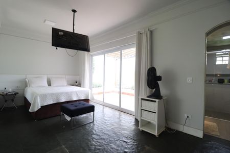 Casa para alugar com 2000m², 4 quartos e 4 vagasQuarto 1 - Suíte