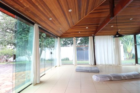 Casa para alugar com 2000m², 4 quartos e 4 vagasVaranda