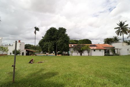 Casa para alugar com 2000m², 4 quartos e 4 vagasQuintal