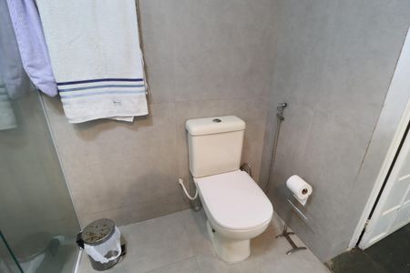 Casa para alugar com 2000m², 4 quartos e 4 vagasBanheiro do Quarto 1