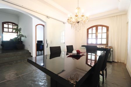 Casa para alugar com 2000m², 4 quartos e 4 vagasSala de Jantar