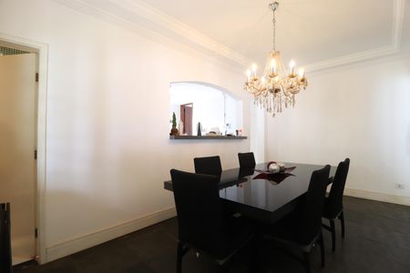 Casa para alugar com 2000m², 4 quartos e 4 vagasSala de Jantar