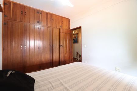 Casa para alugar com 2000m², 4 quartos e 4 vagasQuarto 2 - Suíte