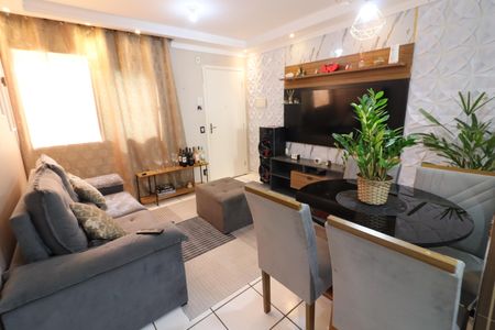 Sala de apartamento à venda com 2 quartos, 50m² em Setor Militar, Osasco