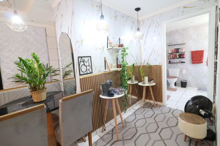 Sala de apartamento à venda com 2 quartos, 50m² em Setor Militar, Osasco