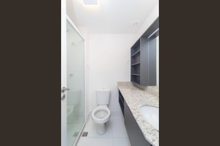 Banheiro  de apartamento para alugar com 1 quarto, 27m² em Partenon, Porto Alegre