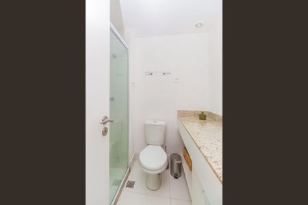 Banheiro  de apartamento para alugar com 1 quarto, 40m² em Partenon, Porto Alegre