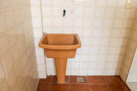 Apartamento para alugar com 60m², 2 quartos e 1 vagaÁrea de Serviço