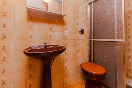 Banheiro  de apartamento para alugar com 1 quarto, 50m² em Morro Santana, Porto Alegre