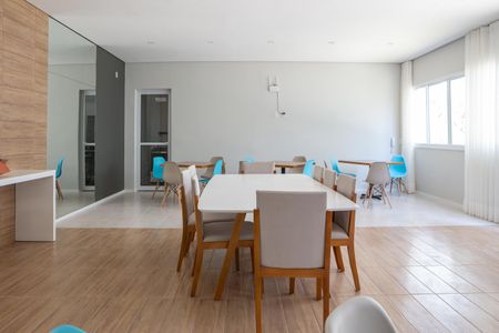 Apartamento à venda com 36m², 2 quartos e sem vagaÁrea comum - Salão de festas