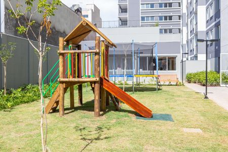 Apartamento à venda com 36m², 2 quartos e sem vagaÁrea comum - Playground