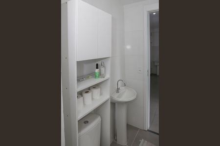 Apartamento à venda com 36m², 2 quartos e sem vagaBanheiro