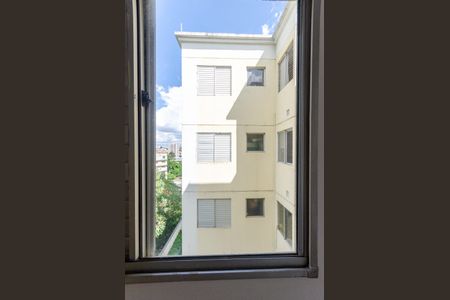 Apartamento para alugar com 55m², 2 quartos e sem vaga Apartamento para alugar com 55m², 2 quartos e sem vagaQuarto 1 - Janela