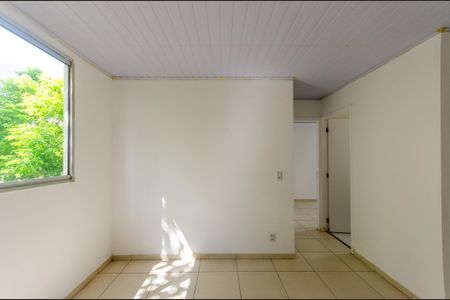 Sala de apartamento para alugar com 2 quartos, 55m² em Vila Jaraguá, São Paulo