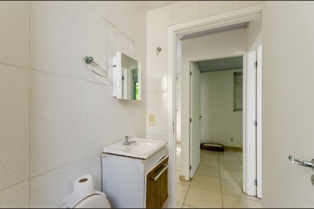 Apartamento para alugar com 55m², 2 quartos e sem vaga Apartamento para alugar com 55m², 2 quartos e sem vagaBanheiro