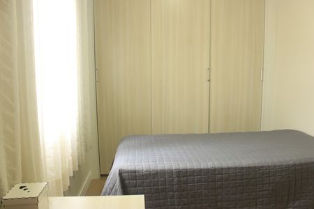 Casa à venda com 280m², 3 quartos e 3 vagasQuarto 2