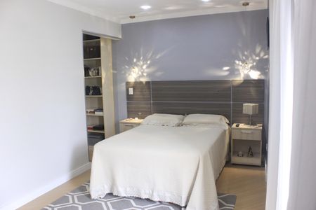 Casa à venda com 280m², 3 quartos e 3 vagasSuíte 