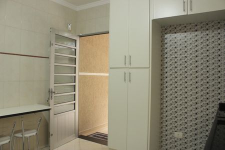 Casa à venda com 280m², 3 quartos e 3 vagasCozinha 