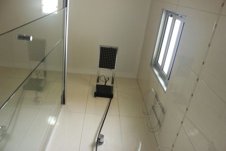 Casa à venda com 280m², 3 quartos e 3 vagasBanheiro social 