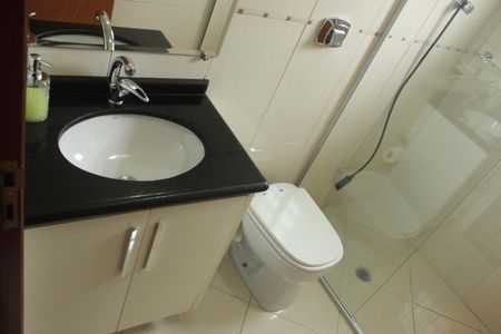 Casa à venda com 280m², 3 quartos e 3 vagasBanheiro social 