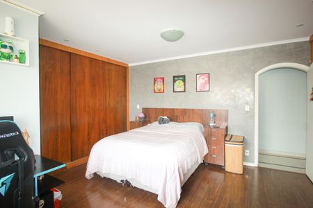 Apartamento à venda com 268m², 3 quartos e 4 vagasSuíte 2