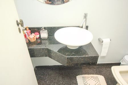 Apartamento à venda com 268m², 3 quartos e 4 vagasLavabo