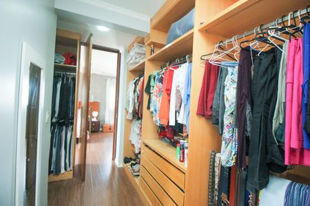 Apartamento à venda com 268m², 3 quartos e 4 vagasCloset da suíte Master