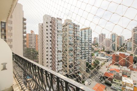 Apartamento à venda com 268m², 3 quartos e 4 vagasVista da Sala de TV