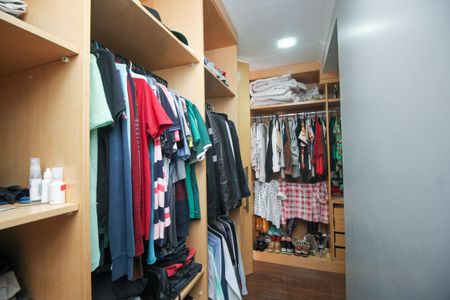 Apartamento à venda com 268m², 3 quartos e 4 vagasCloset da suíte Master