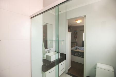 Apartamento à venda com 268m², 3 quartos e 4 vagasBanheiro da Suíte 1