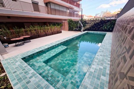 Apartamento à venda com 74m², 2 quartos e 1 vagaPiscina