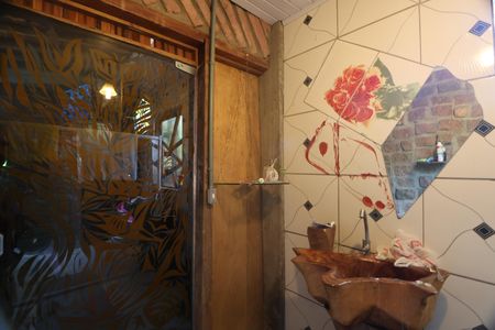 Casa para alugar com 175m², 2 quartos e 3 vagasSuíte banheiro 