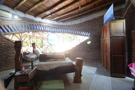 Casa à venda com 175m², 2 quartos e 3 vagasSuíte